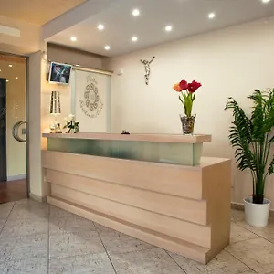 Motta 4*, Motta SantʼAnastasia Italien